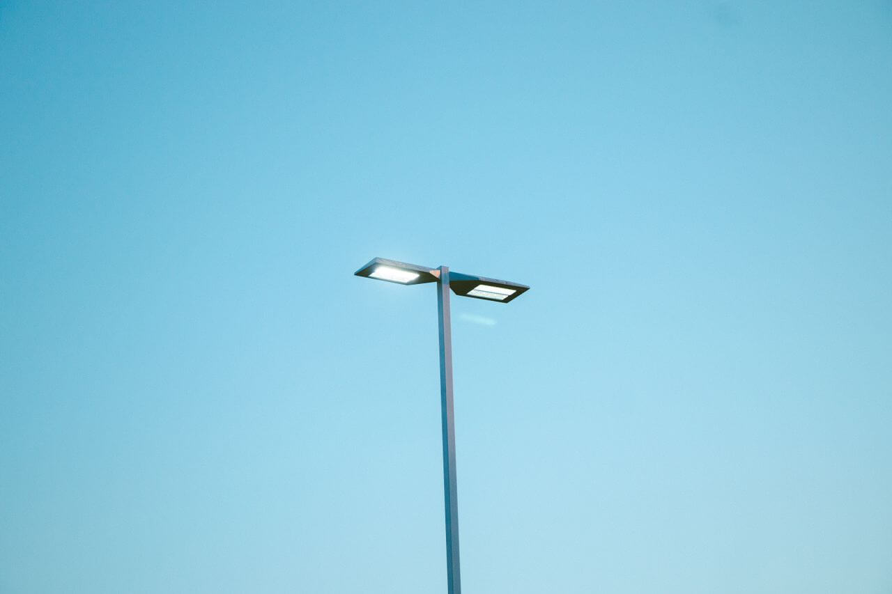 Lampu Jalan Tenaga Surya Lampu Jalan Tenaga Surya